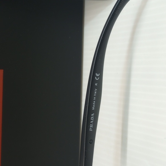 Prada sunglasses sps 53p black frame made in Italy - Picture 5 of 8